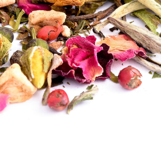 White-Rose-&#038;-Raspberry-01-Crop